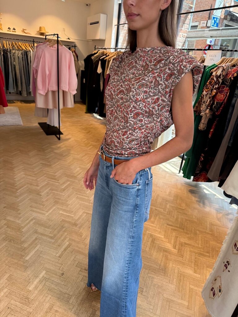 Wide leg roller fray