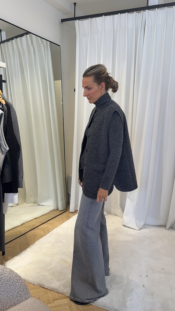 Marie wool vest