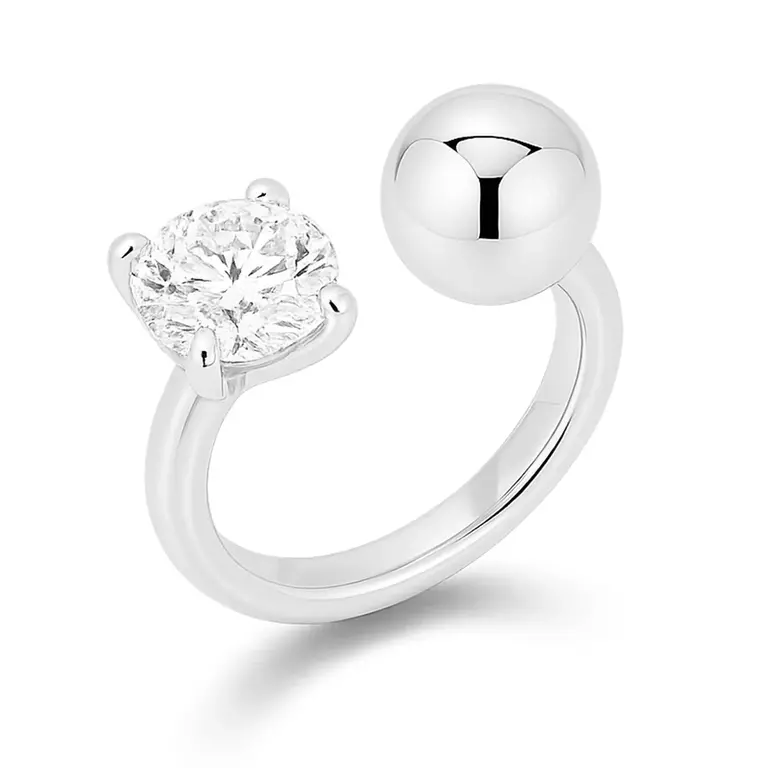 Billion Avenue Stud and diamond ring