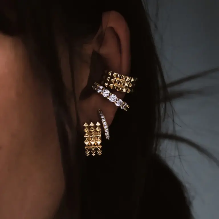Billion Avenue Aris diamond earcuff