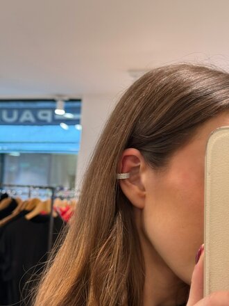 Billion Avenue Flat diamond earcuff Billion Avenue Flat diamond earcuff