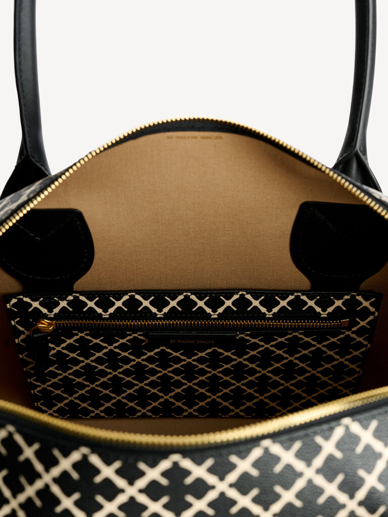 Malene Birger Travelbag black&white
