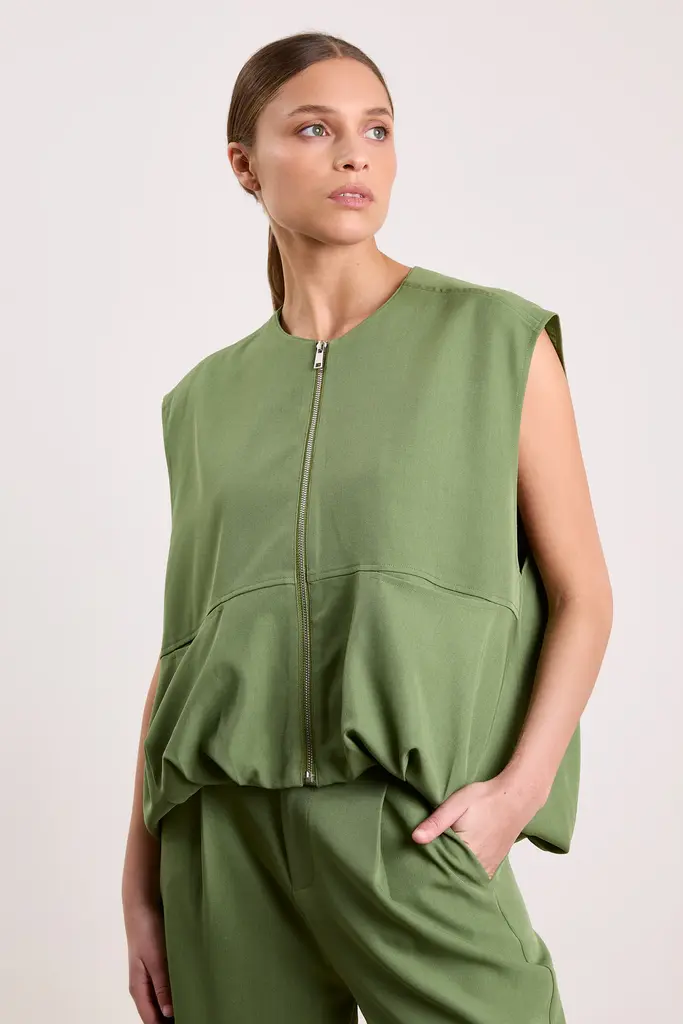 Studio Clique Green sleeveless vest