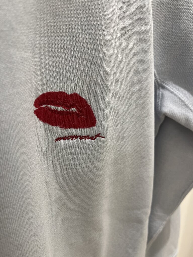 Lightblue Kiss sweater