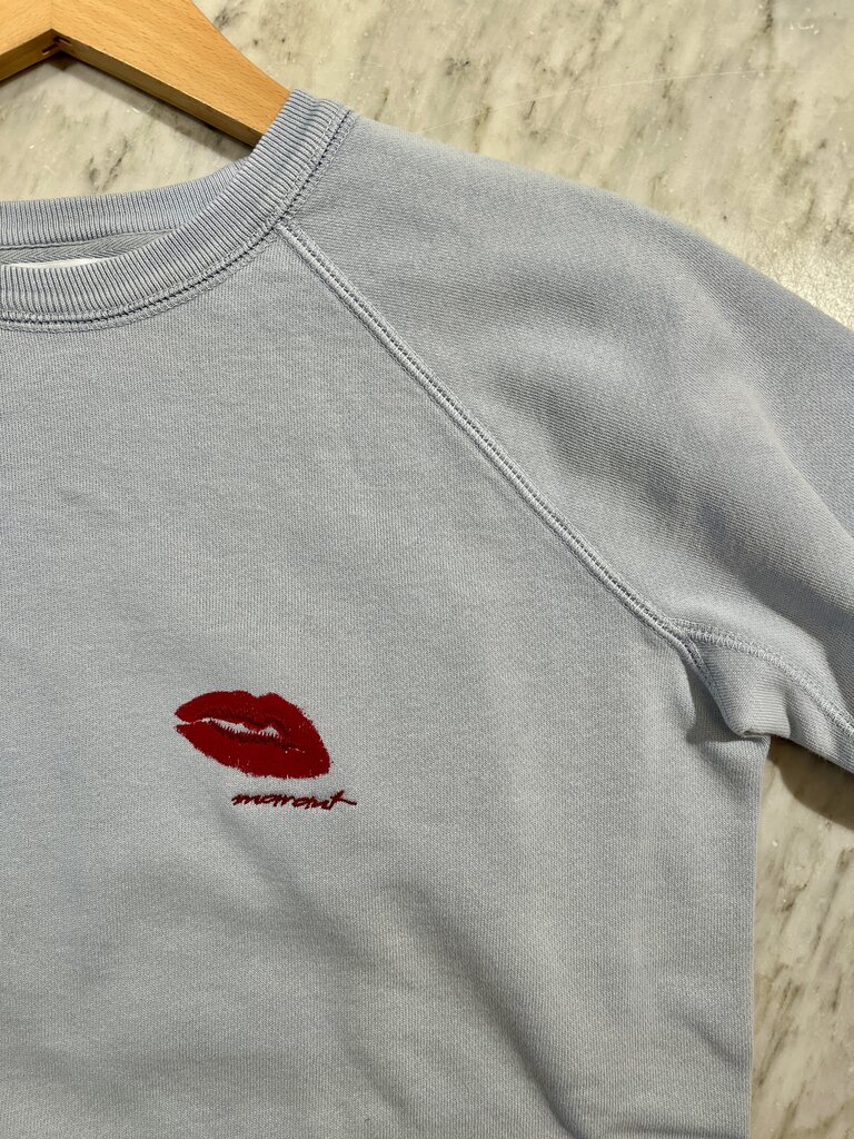 Lightblue Kiss sweater