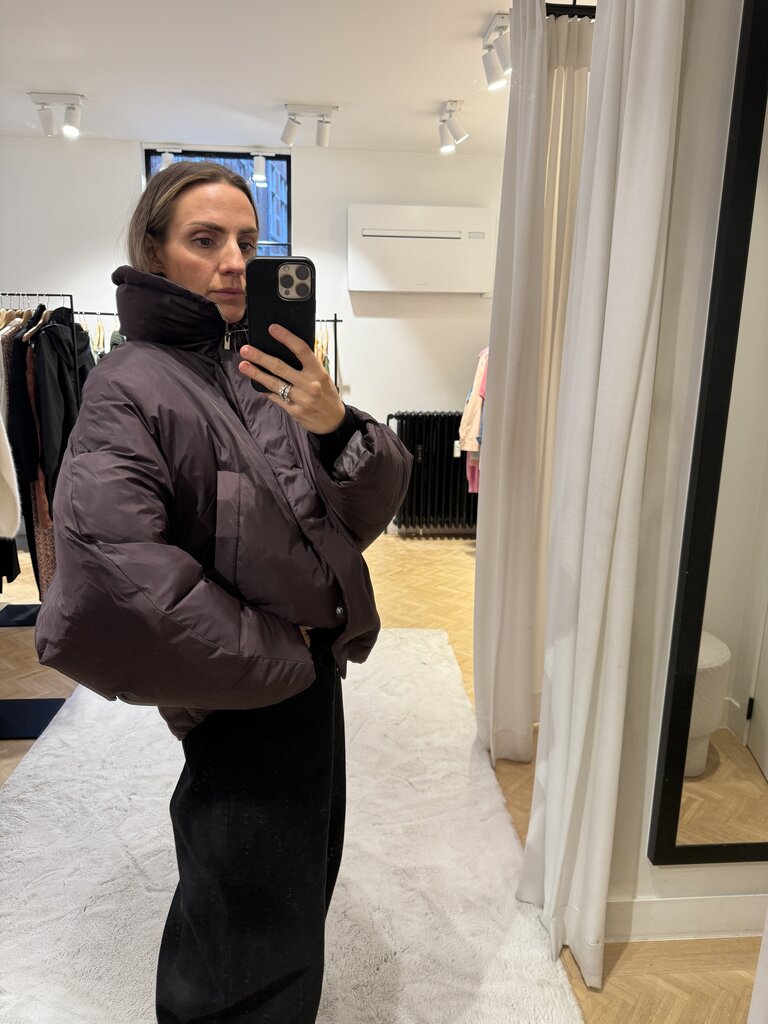 One and other Dark burgundy down jacket