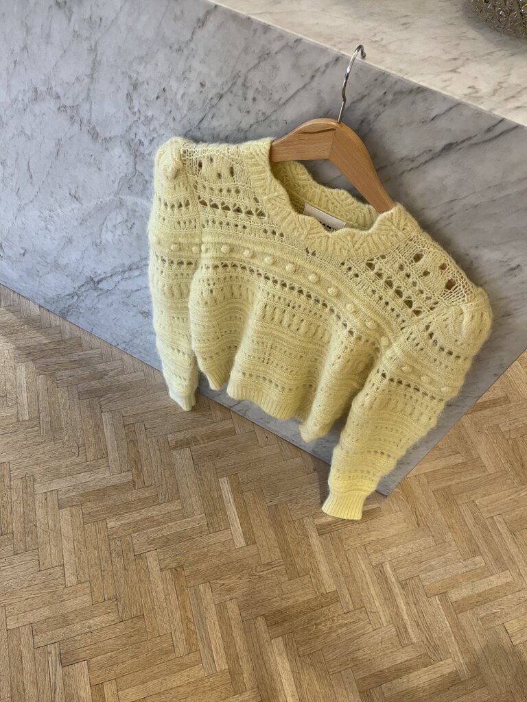 Yellow knit
