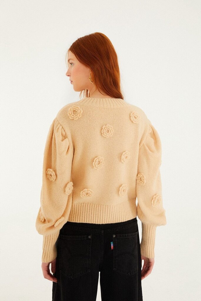 FARM Rio Beige crochet flower knit