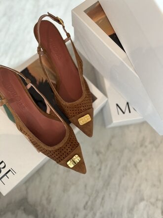 Camel suede slingback