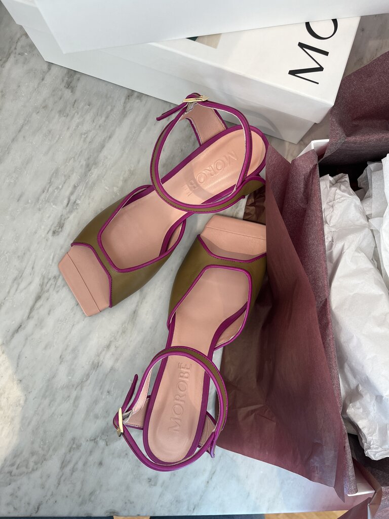 Olive & fuxia sandal