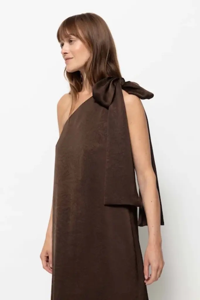Oneshoulder dress brown