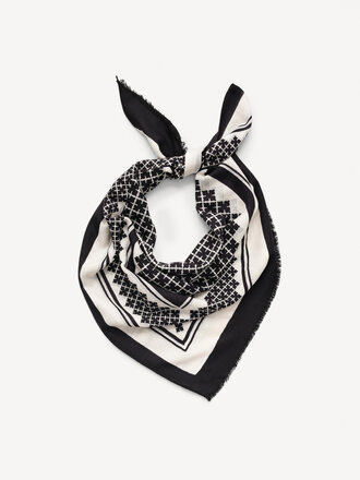 Malene Birger Black & white scarf