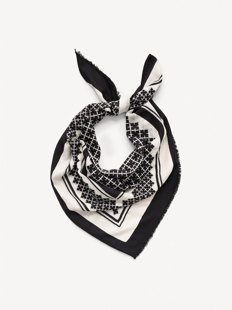 Malene Birger Black & white scarf