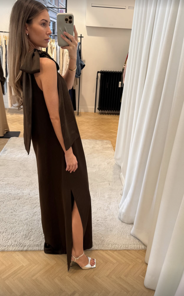Oneshoulder dress brown