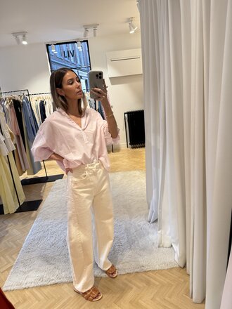 Xirena Frill shirt pale rose