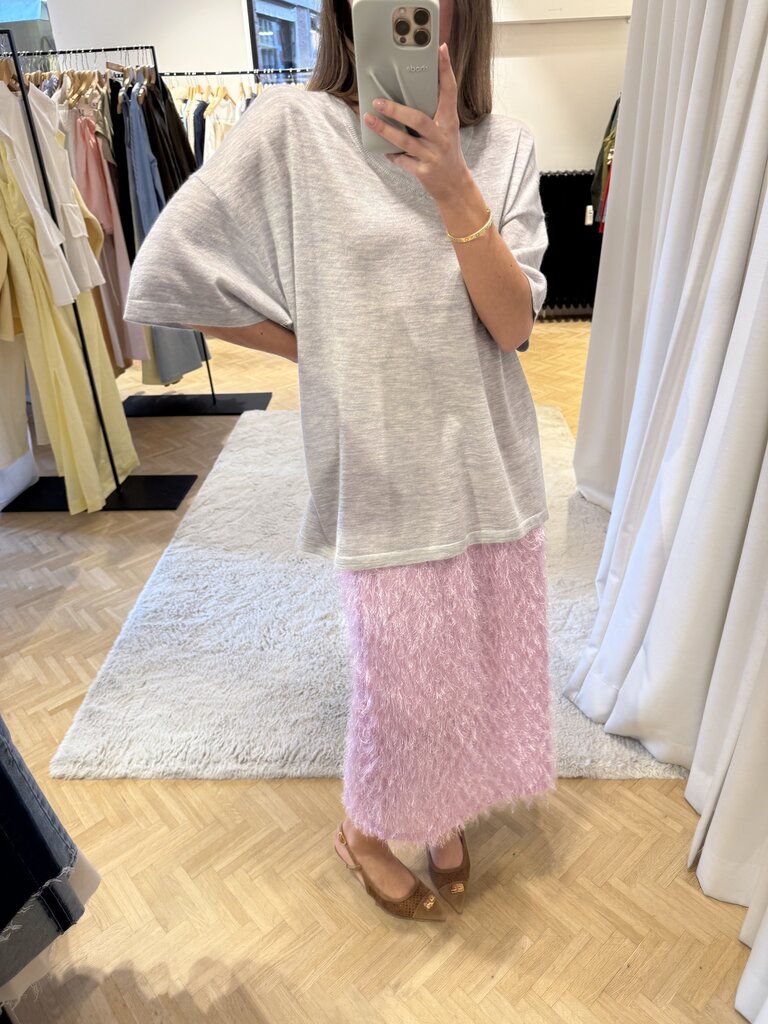 Raff Grey fine knit V-neck