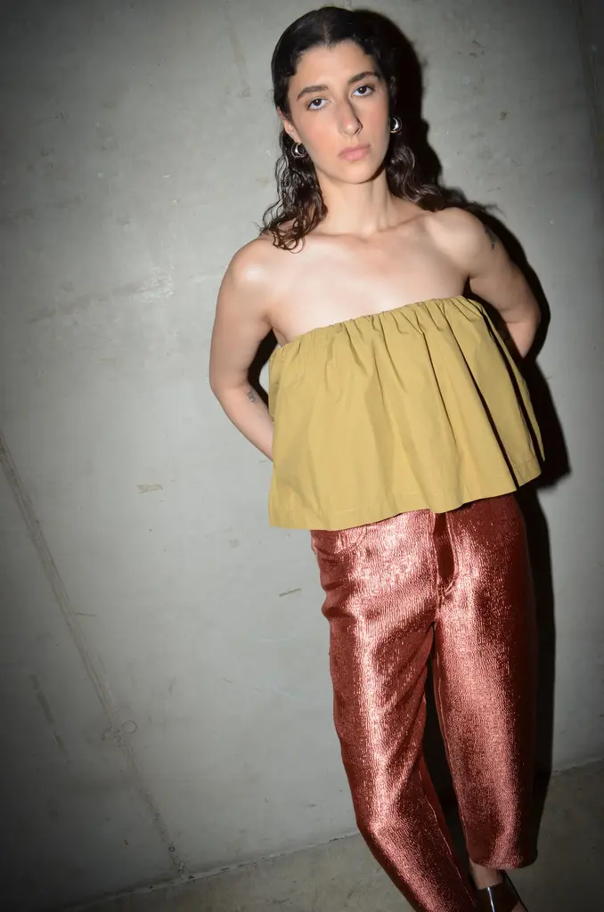 Collectors Club Ruffle top sand