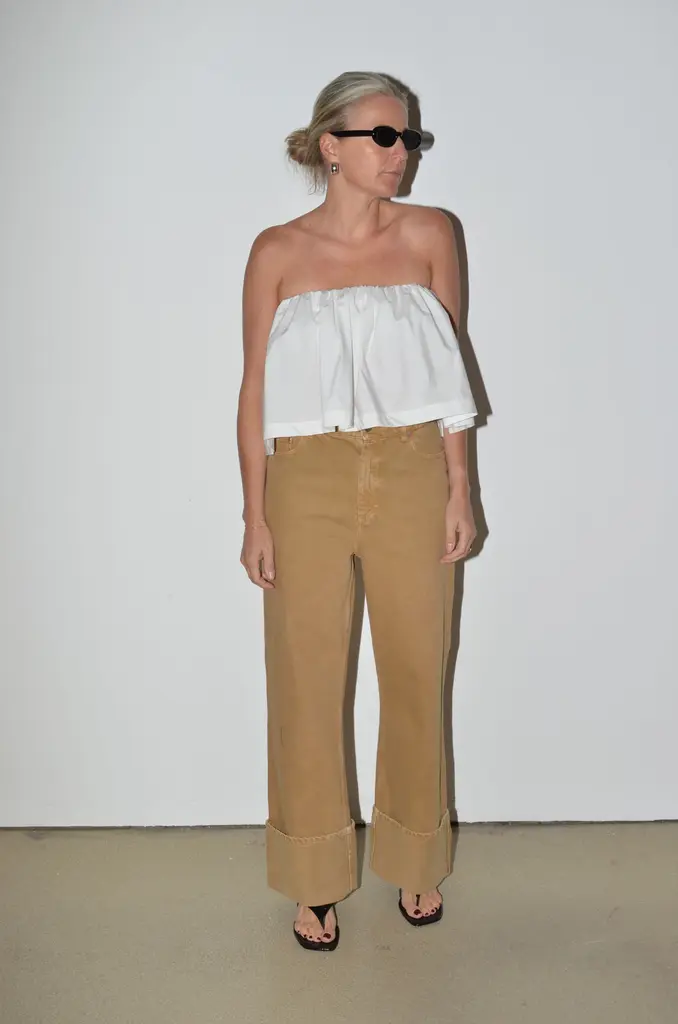 Collectors Club Ruffle top white