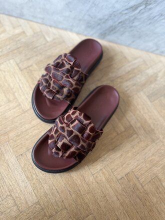 Chunky slipper bordo giraffe