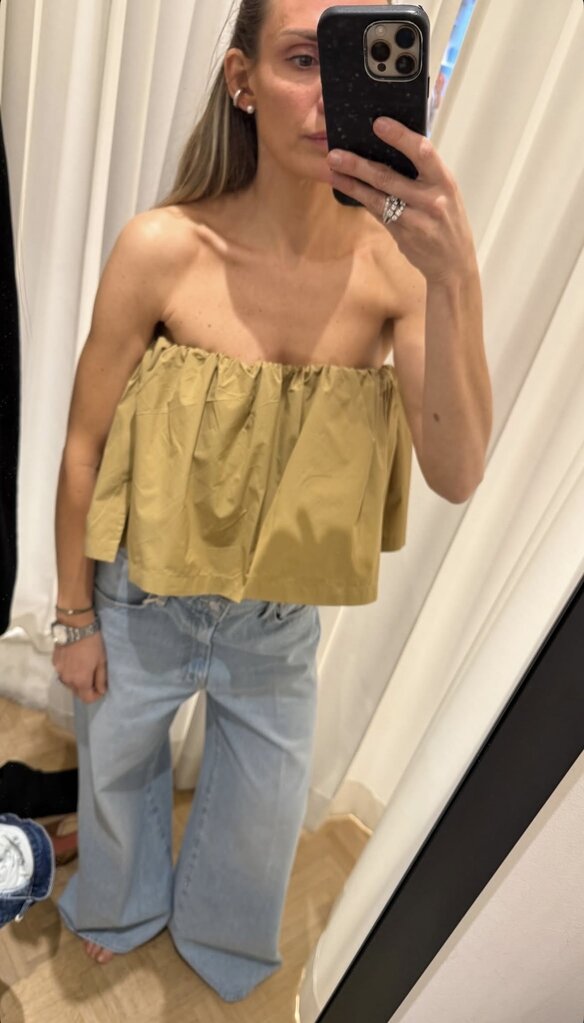 Collectors Club Ruffle top sand