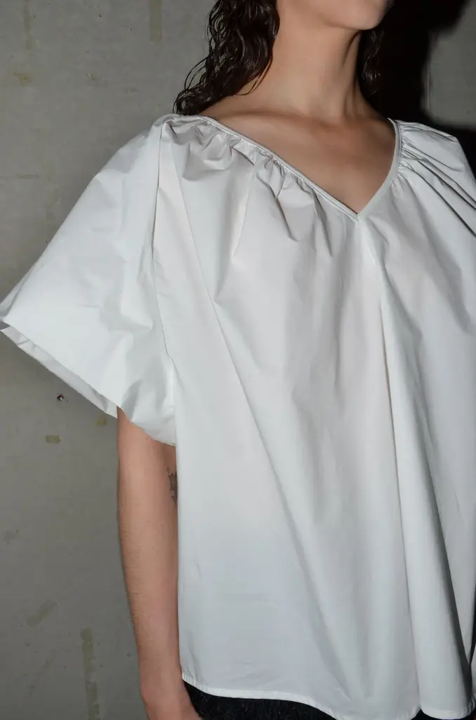 Collectors Club White wide top