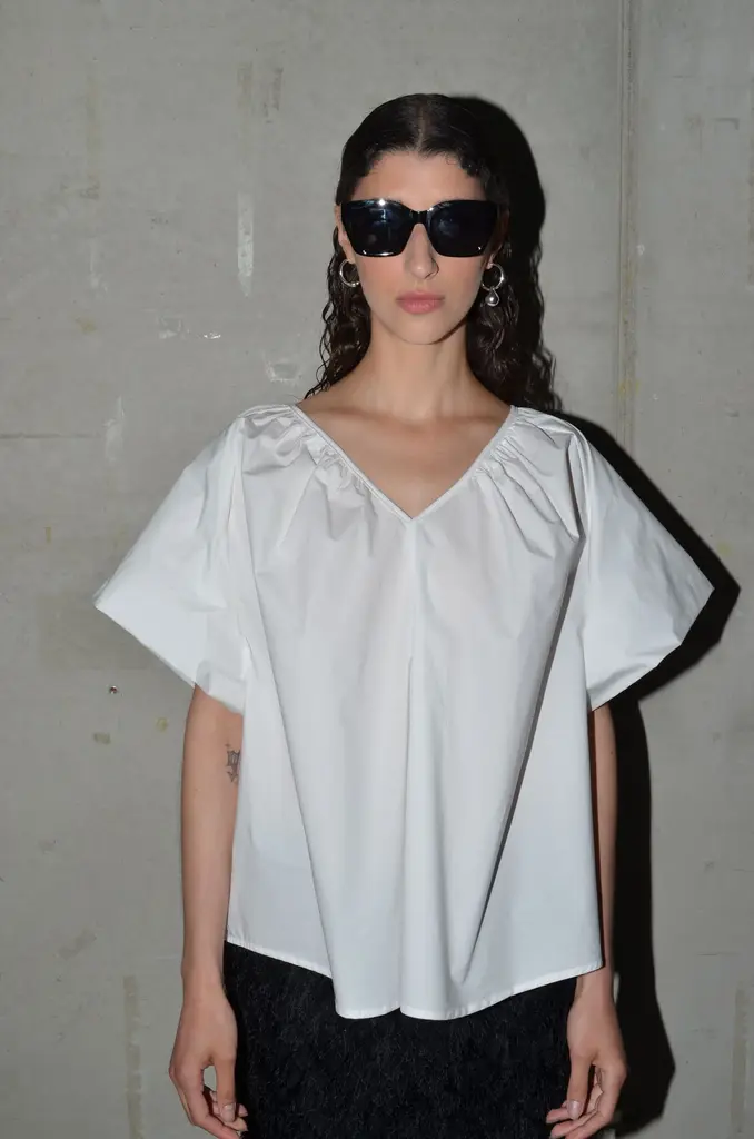 Collectors Club White wide top