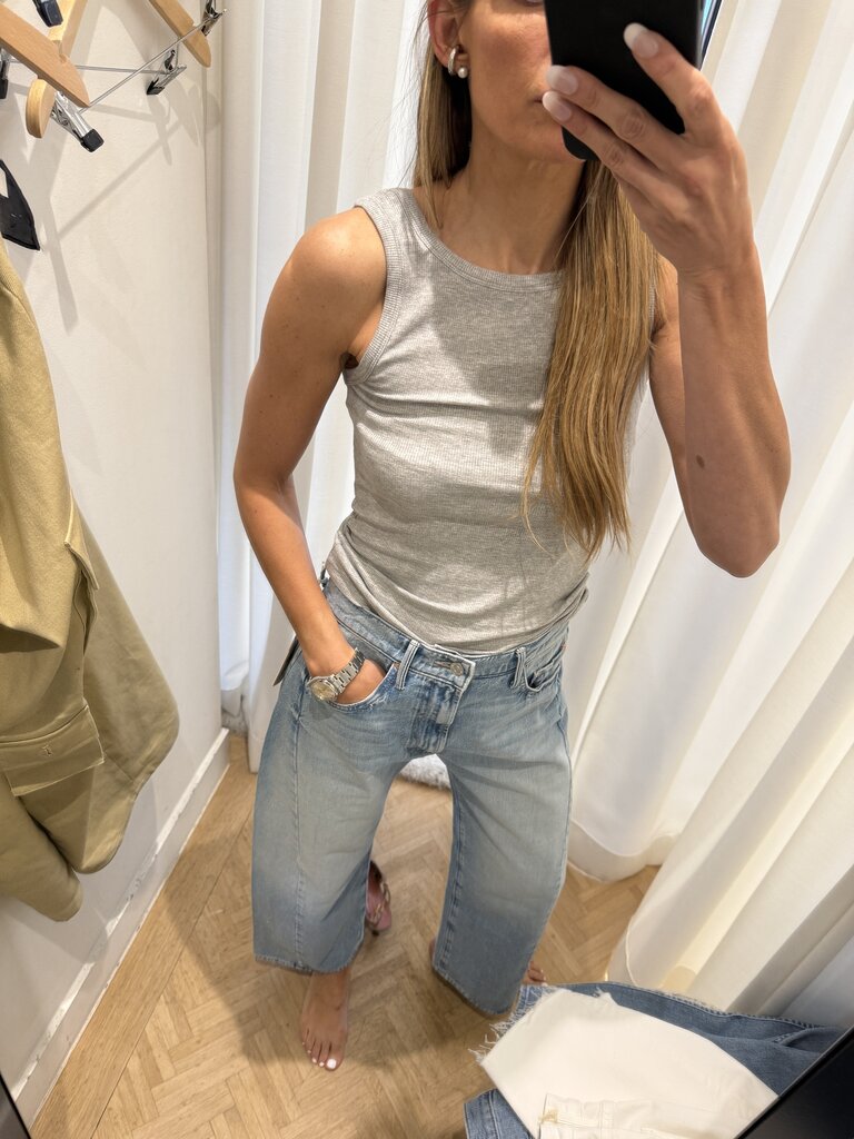 Ankle denim twist