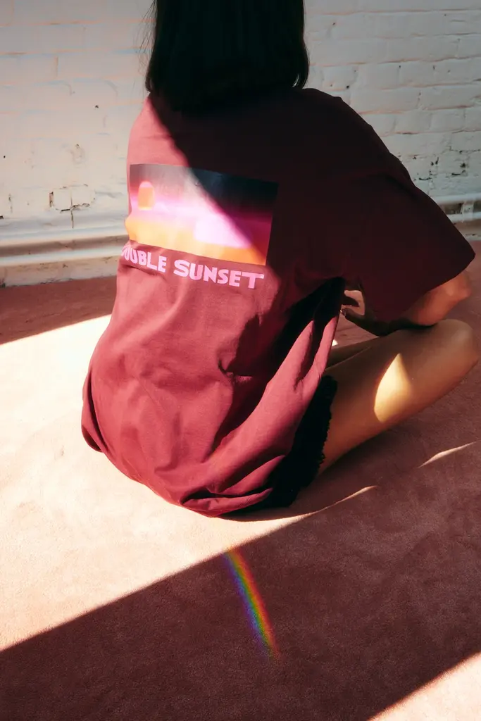 Double sunset Unisex T plum