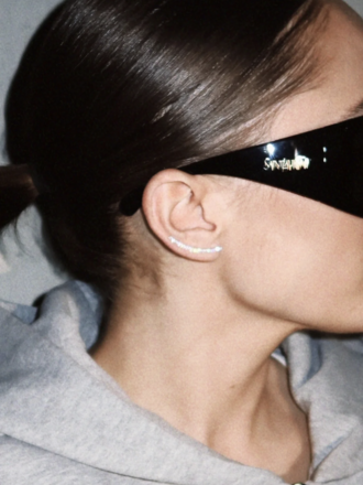 Billion Avenue Diamond climber earstud