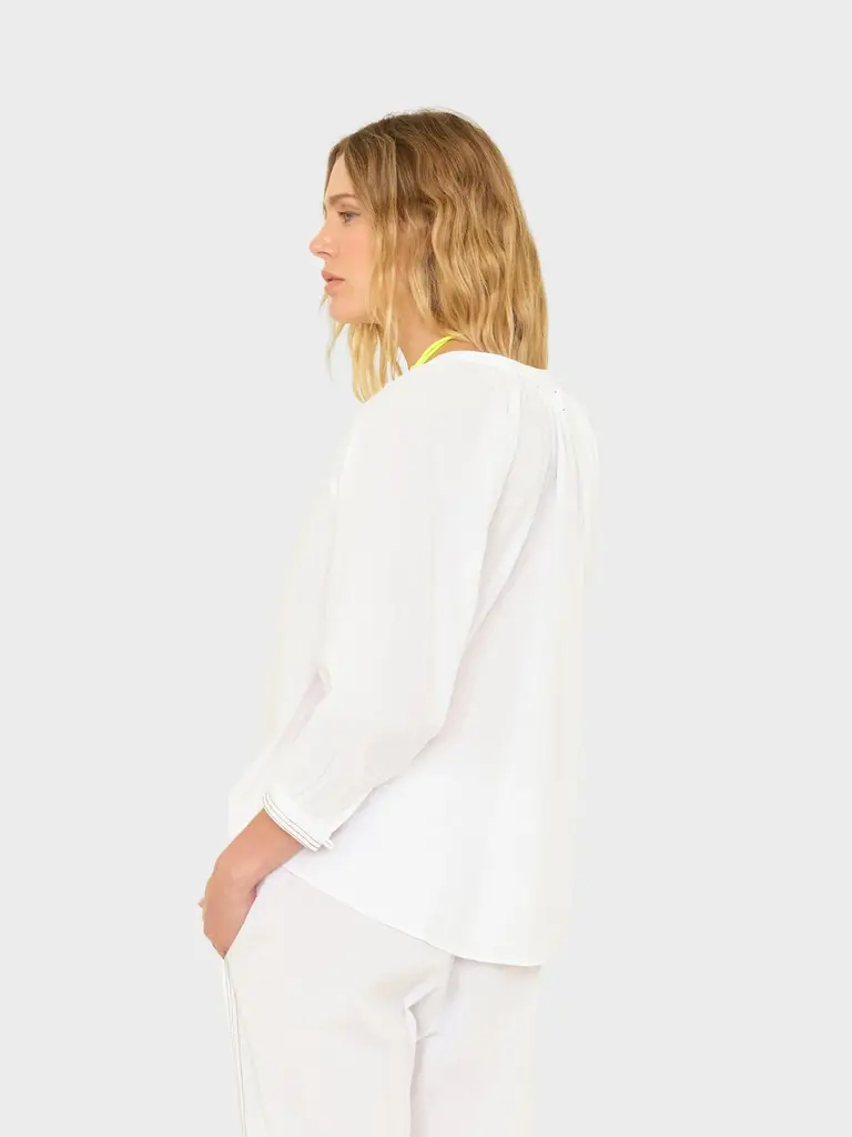 Xirena White lightweight cotton blouse