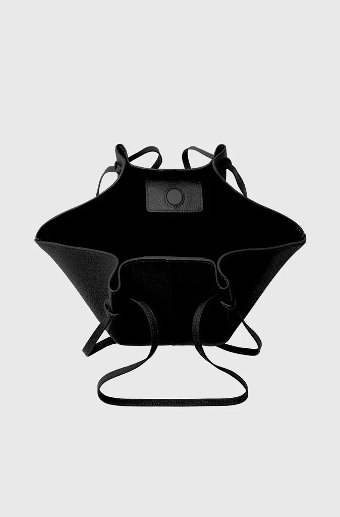 Yuzefi Medium bag black leather