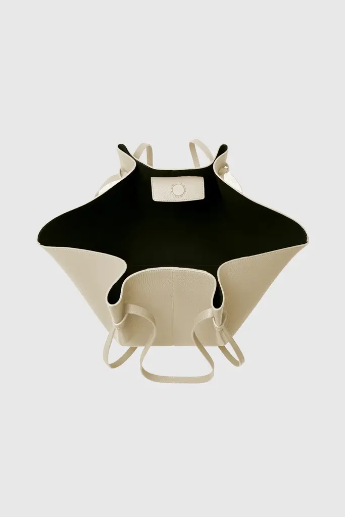 Yuzefi Large bag creme leather