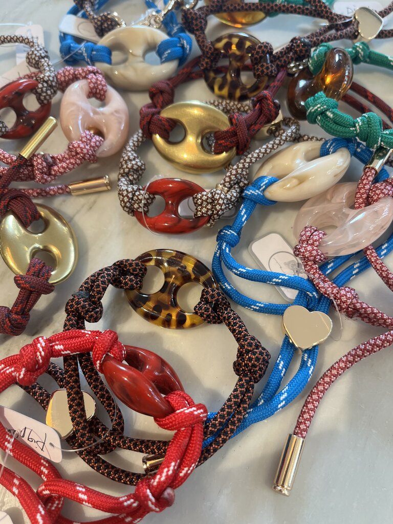 Nilu Pig bracelet
