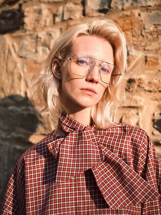 8 PM Tie shirt red check