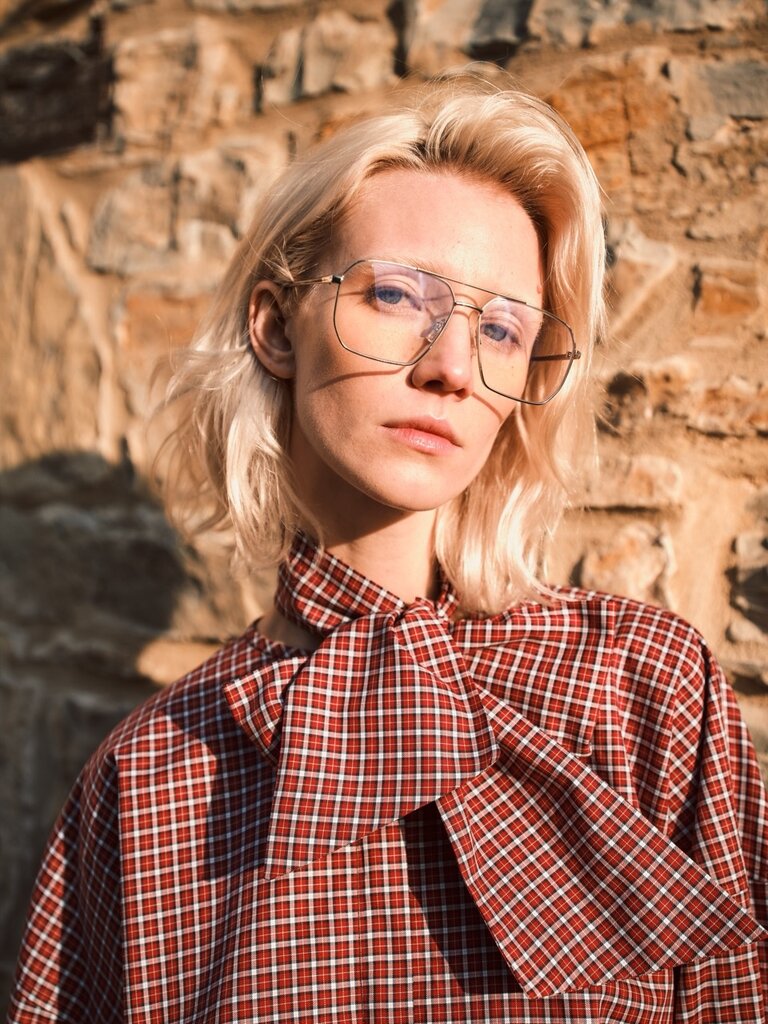 8 PM Tie shirt red check