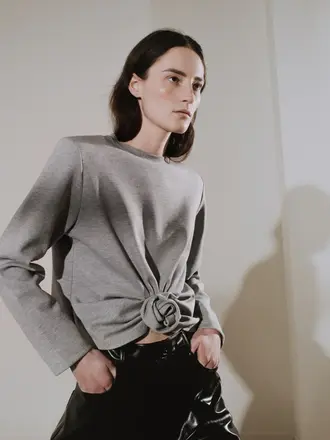 Rhune Nya top grey