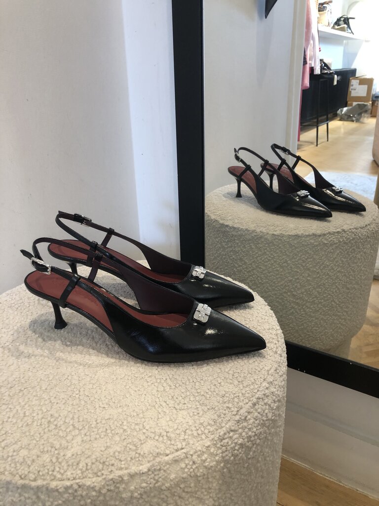 Daniela slingback black shiny leather