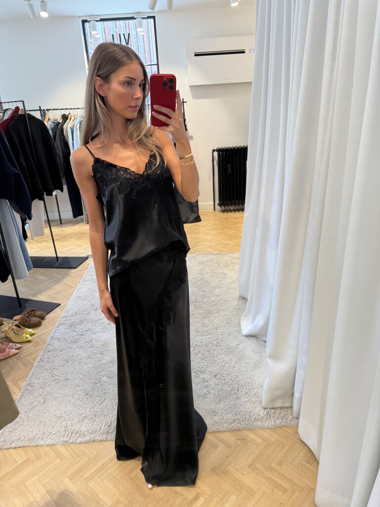 by malene birger Black silky lace skirt