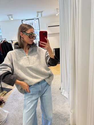 Collectors Club Grey sweater
