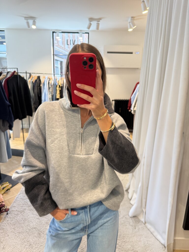 Collectors Club Grey sweater