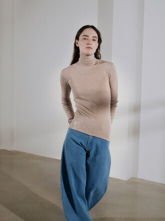 Rhune Cael Turtleneck Beige