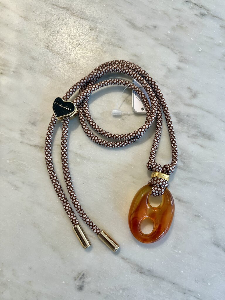 Nilu Pig necklace caramel