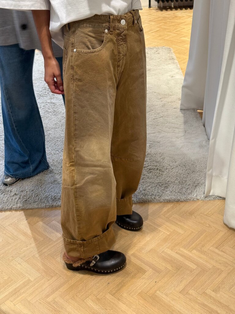 Nine in the morning Camel stonewashed pants