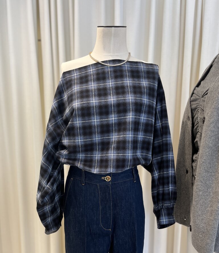 Nine in the morning Checkered offshoulder top blue