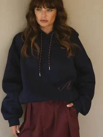 Hooded sweater navy