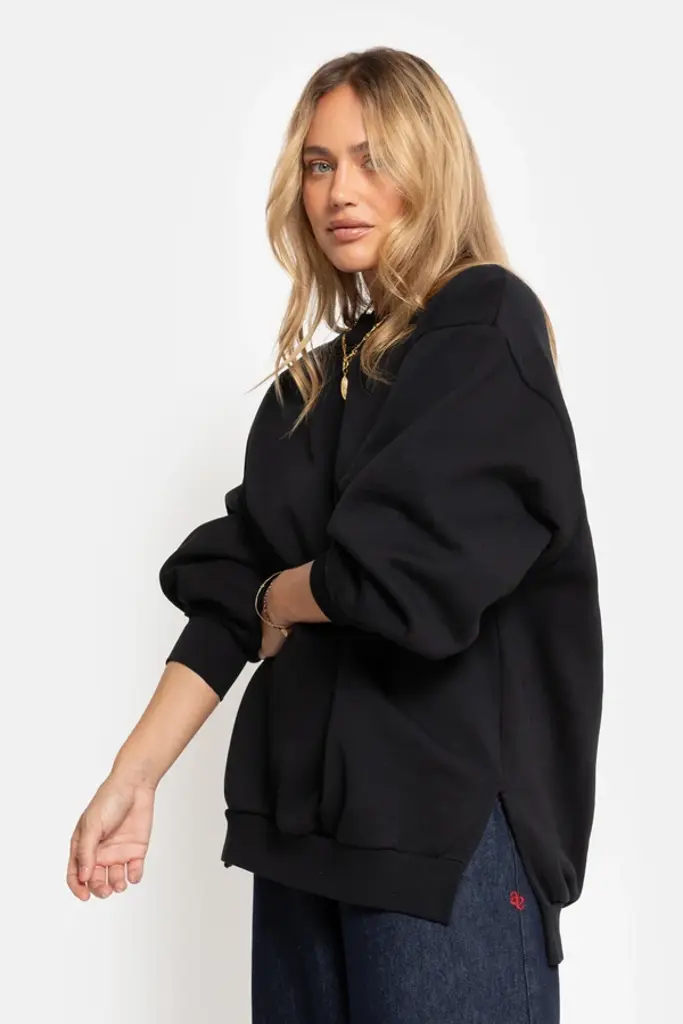 Oversized sweater black