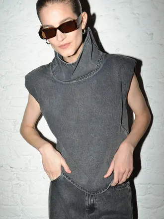 Collectors Club Charcoal sleeveless top