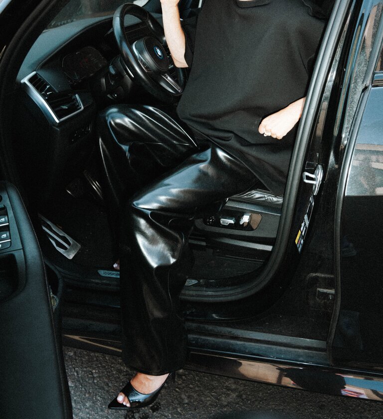 Rhune Grace balloon pants PU leather black