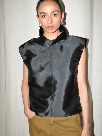 Collectors Club Black sleeveless top