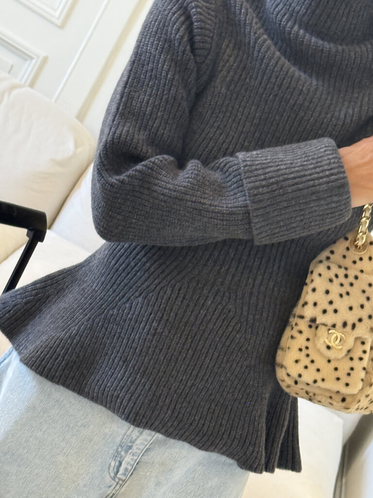 Rhune Maren Knit Dark Grey